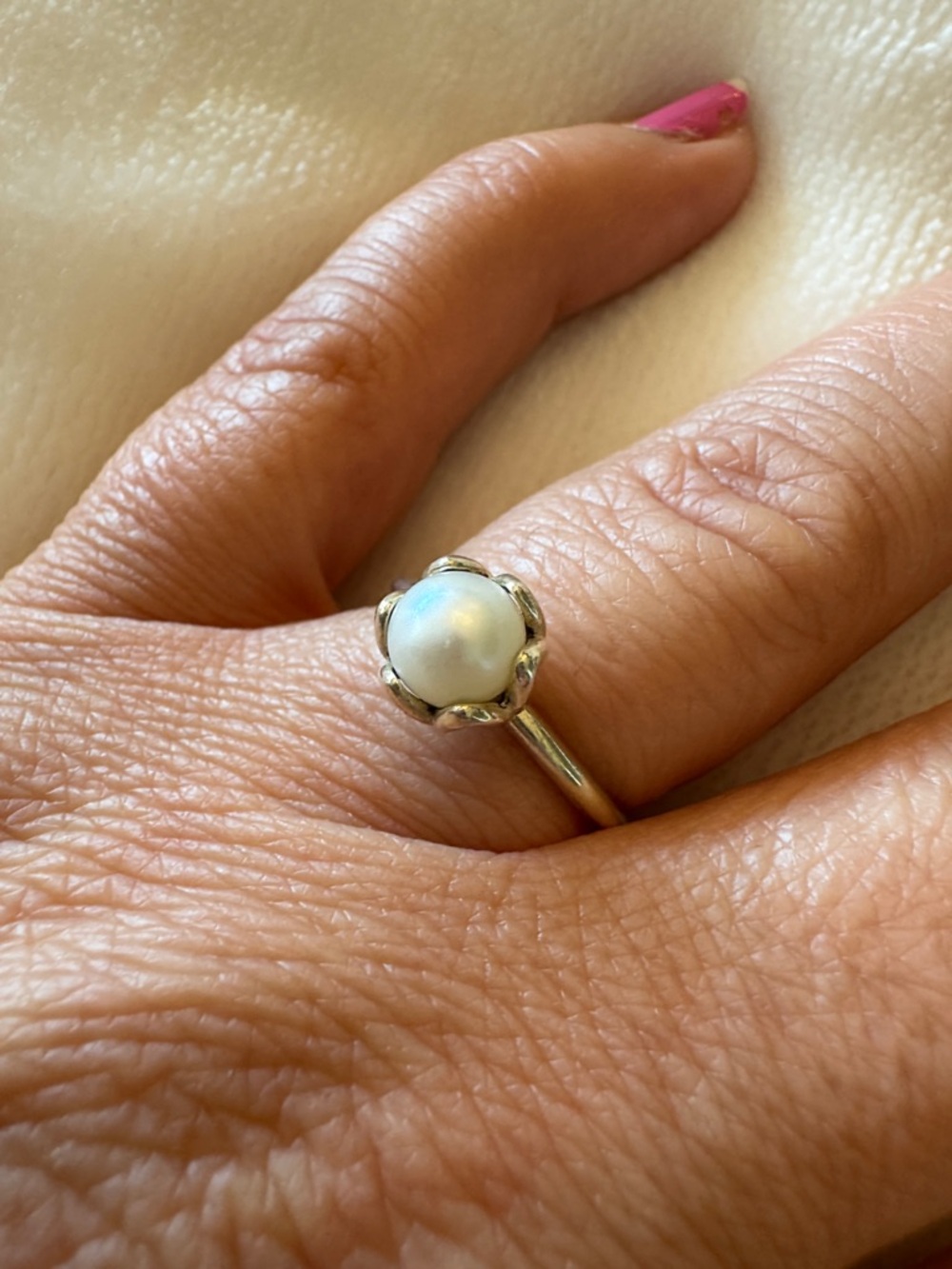 Pandora Sterling Silver Pearl Ring with Decorative Prongs size 6 - Picture 4 of 14